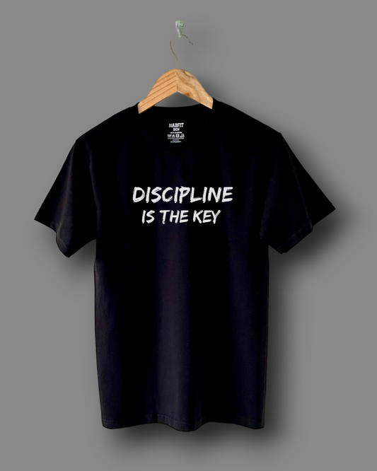Playera Discipline is the Key